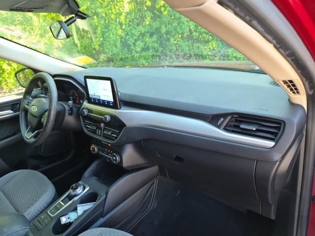 2025 Ford Escape ST-Line Select - Photo 10