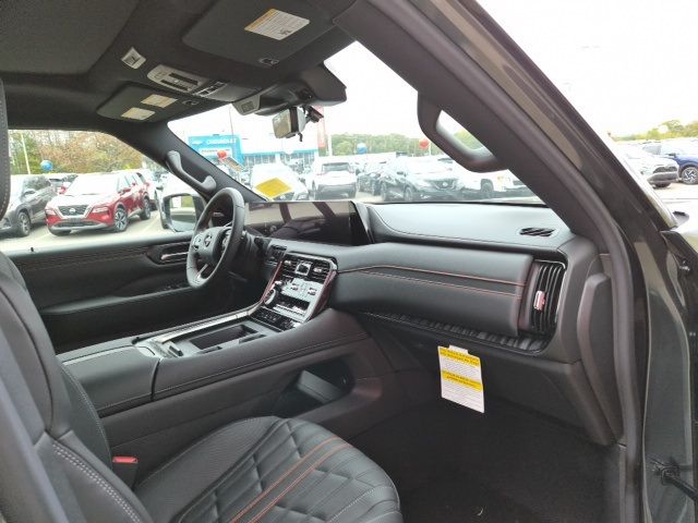 2026 Nissan Armada PRO-4X - Photo 12
