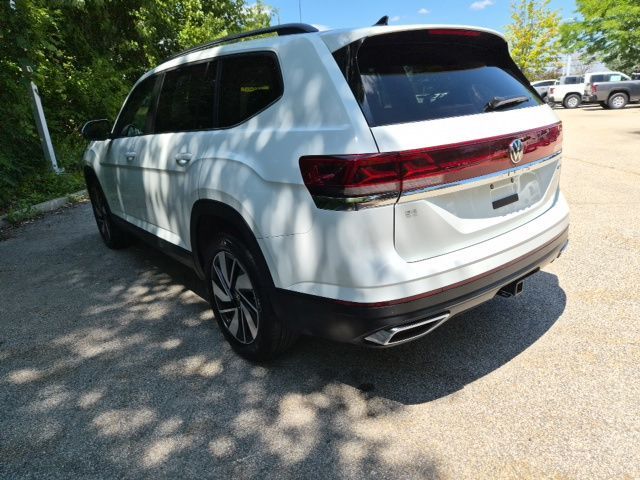 2025 Volkswagen Atlas SE w/Tech - Photo 7