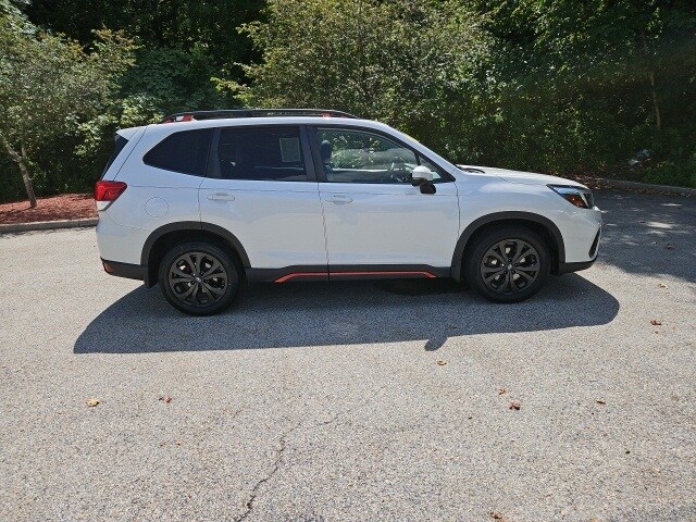 2021 Subaru Forester Sport photo 2