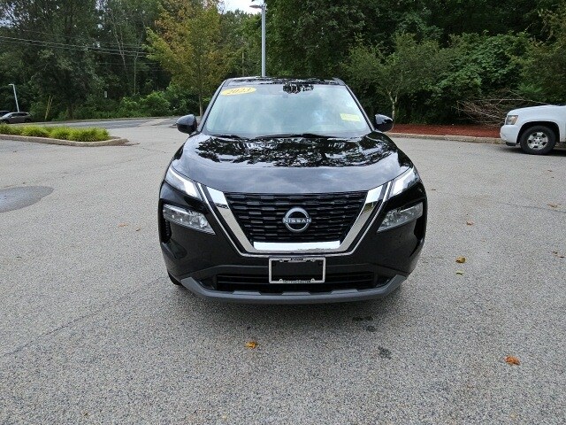 2023 Nissan Rogue SV photo 2