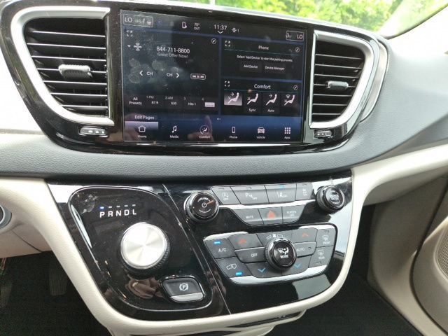 2023 Chrysler Pacifica Touring L - Photo 22