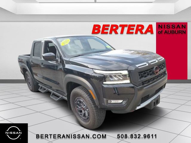 2025 Nissan Frontier PRO-4X - Photo 4
