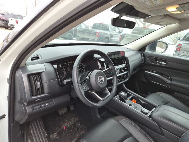 2024 Nissan Pathfinder SL - Photo 15