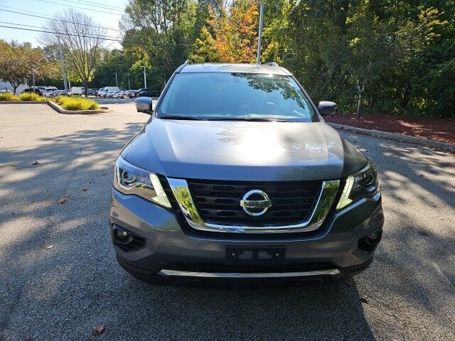 2020 Nissan Pathfinder SL photo 3