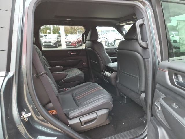2026 Nissan Armada PRO-4X - Photo 15