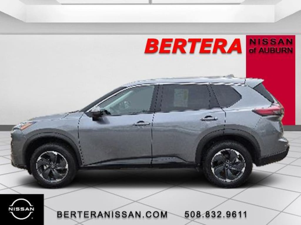 Used 2024 Nissan Rogue SV SUV