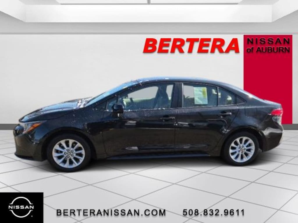 Used 2022 Toyota Corolla LE Sedan