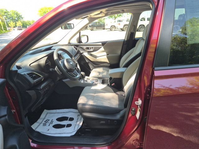 2022 Subaru Forester Premium - Photo 17