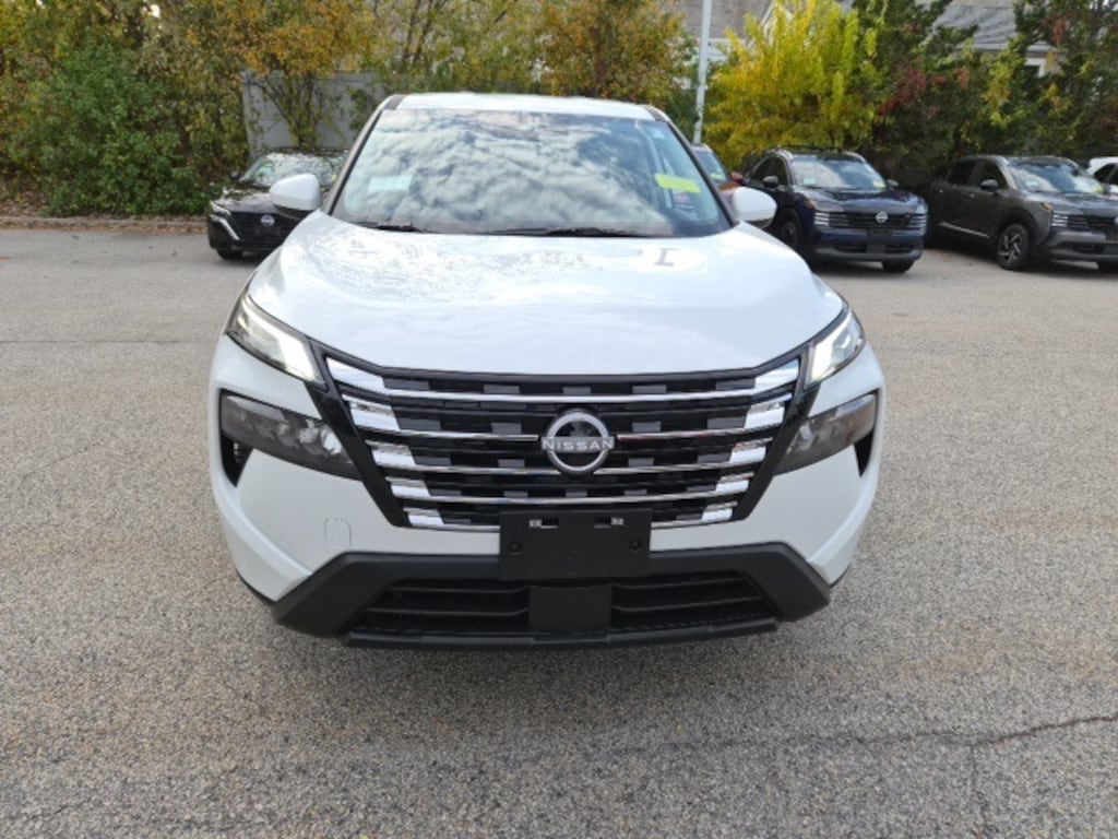 New 2026 Nissan Rogue SV SUV