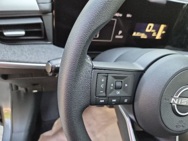 2026 Nissan KICKS S - Photo 18