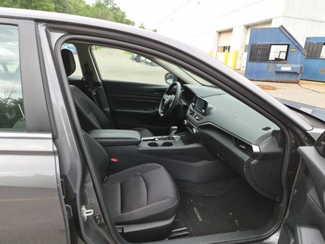 2024 Nissan Altima S - Photo 10