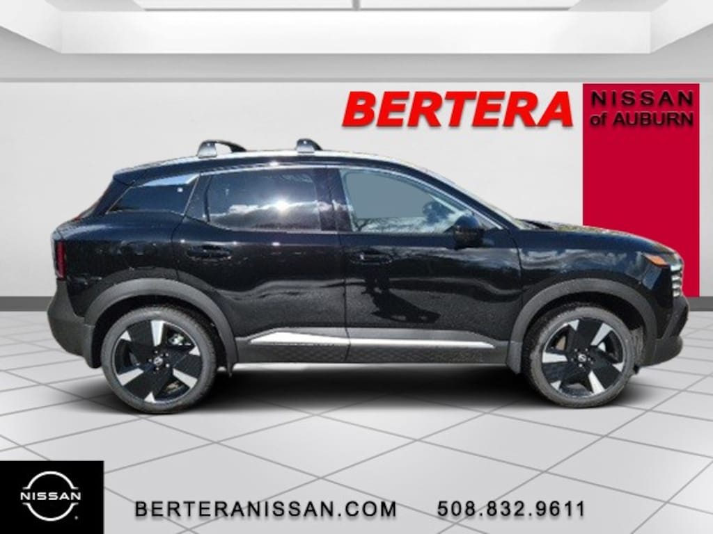 New 2026 Nissan Kicks SR SUV