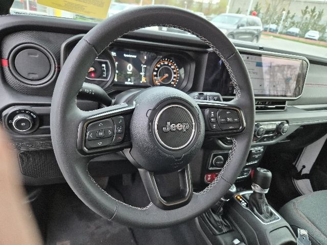 2025 Jeep Wrangler 4-Door Rubicon - Photo 18