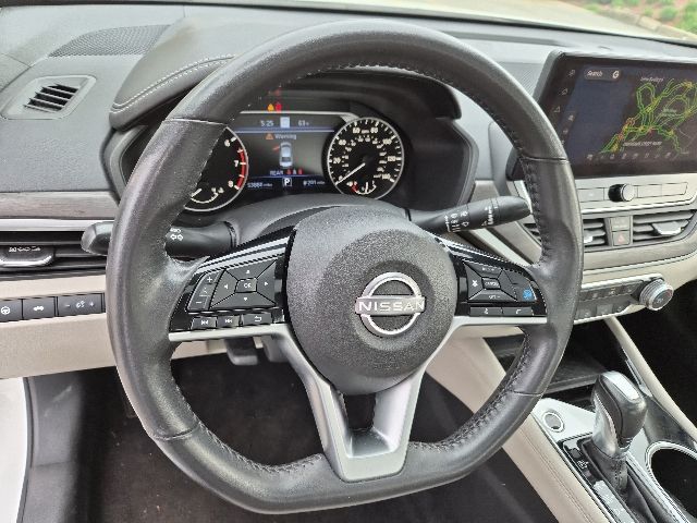 2024 Nissan Altima SV - Photo 18