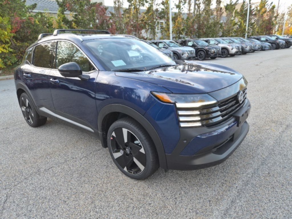 New 2026 Nissan Kicks SR SUV