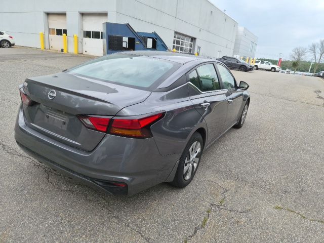 2024 Nissan Altima S - Photo 8