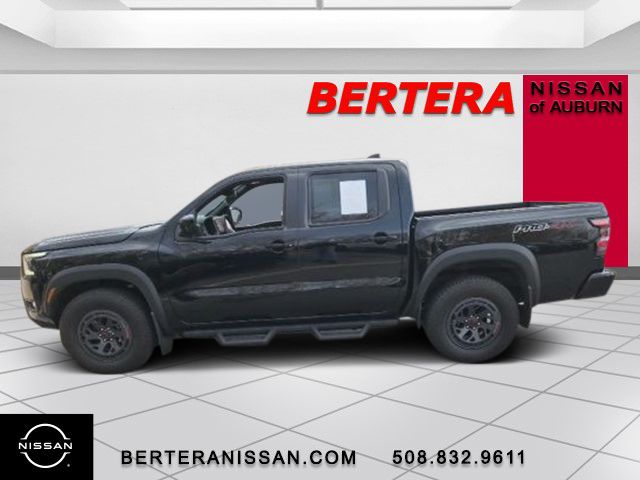 2025 Nissan Frontier PRO-4X Crew Cab 4X4's photo