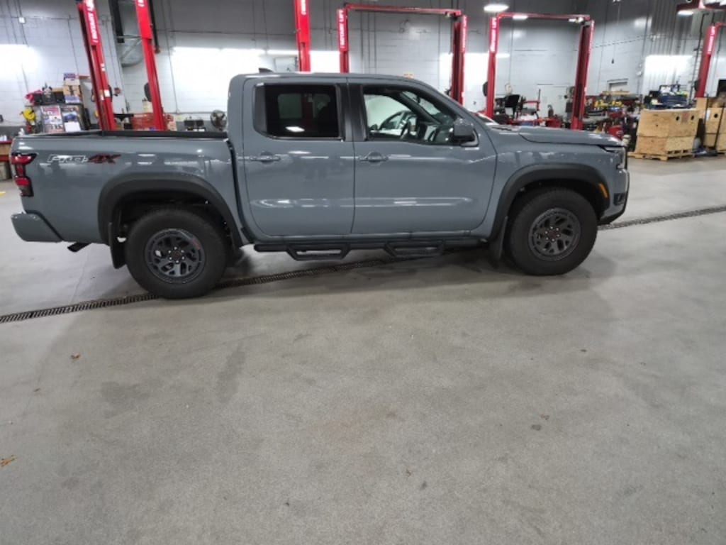 Used 2025 Nissan Frontier PRO-4X Truck