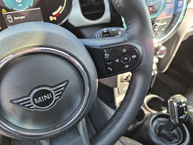 2022 MINI Hardtop 4 Door - Photo 18