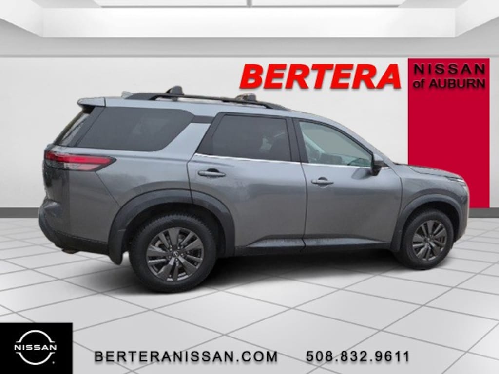 Used 2022 Nissan Pathfinder SV SUV