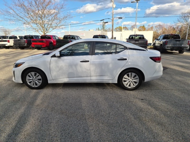 2024 Nissan Sentra S's photo