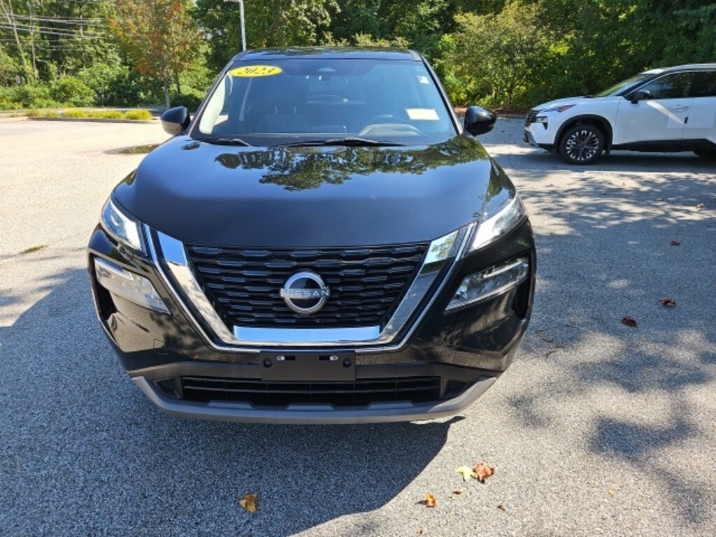 Used 2023 Nissan Rogue SV SUV