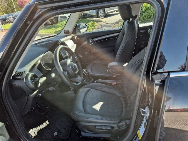 2022 MINI Hardtop 4 Door - Photo 14