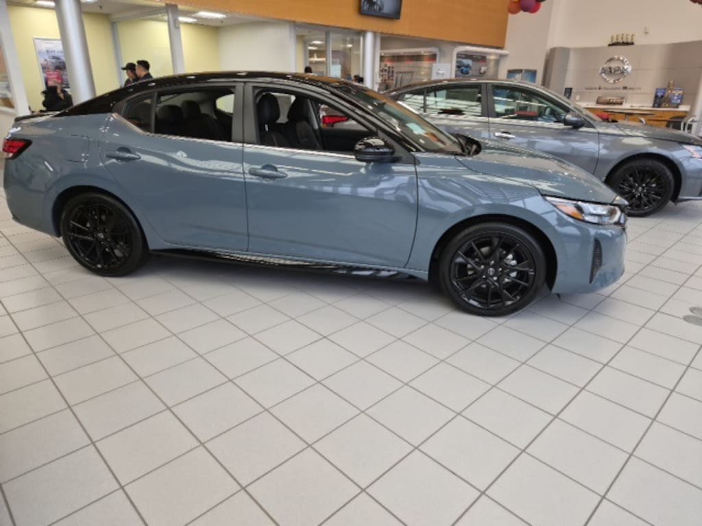 New 2025 Nissan Sentra SR Sedan