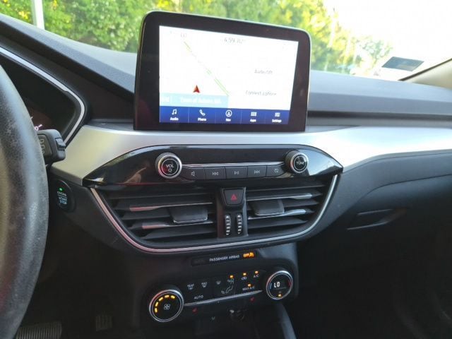 2025 Ford Escape ST-Line Select - Photo 21