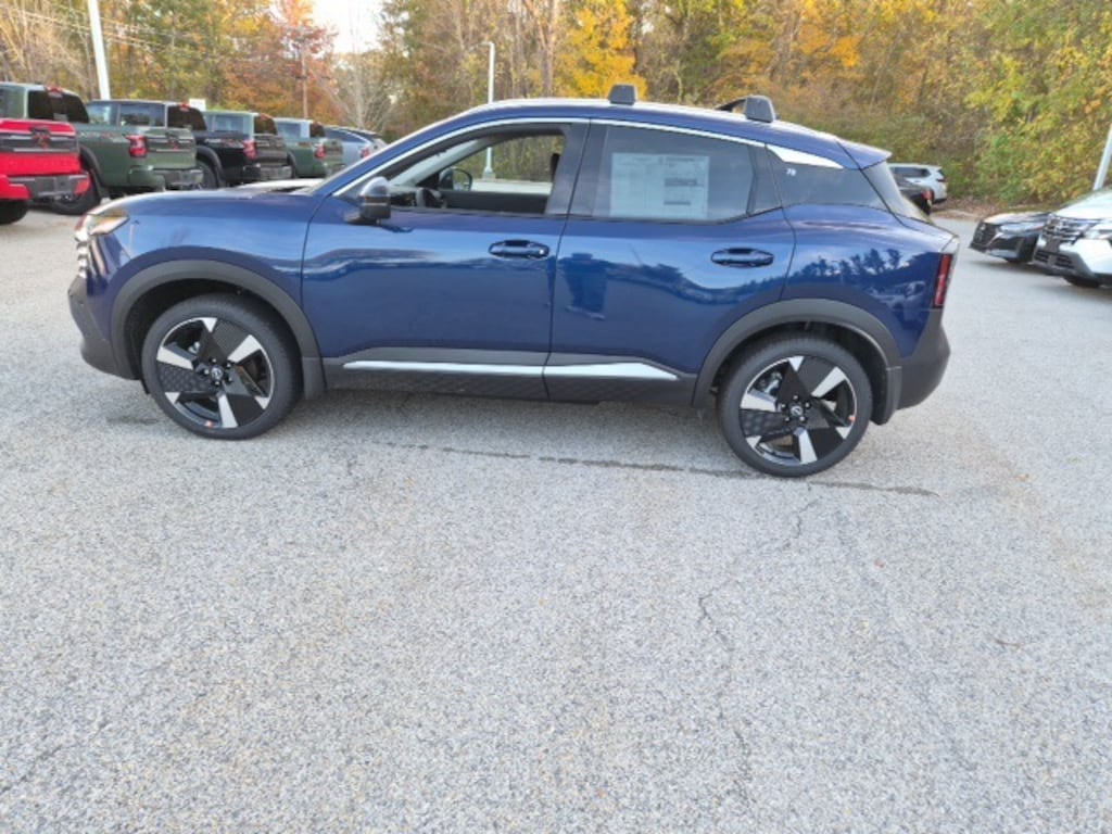 New 2026 Nissan Kicks SR SUV