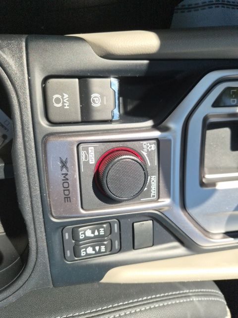 2022 Subaru Forester Premium - Photo 25
