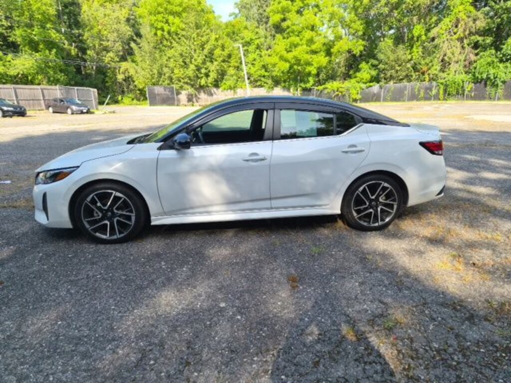 Used 2024 Nissan Sentra SR Sedan