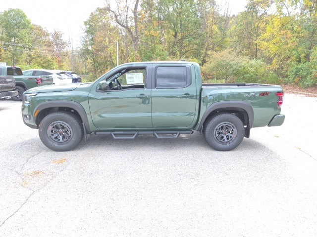 2026 Nissan Frontier PRO-4X's photo