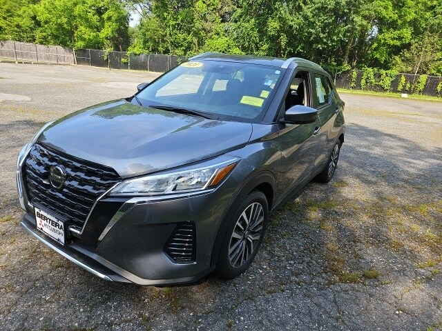 2021 Nissan Kicks SV photo 3