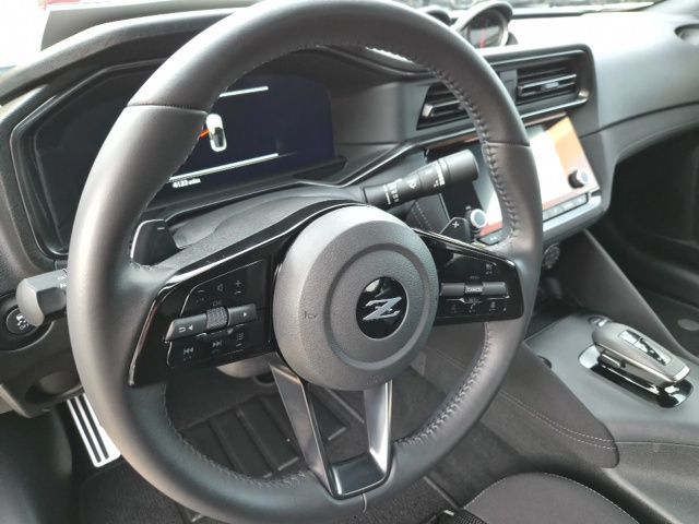2025 Nissan Z Sport - Photo 14