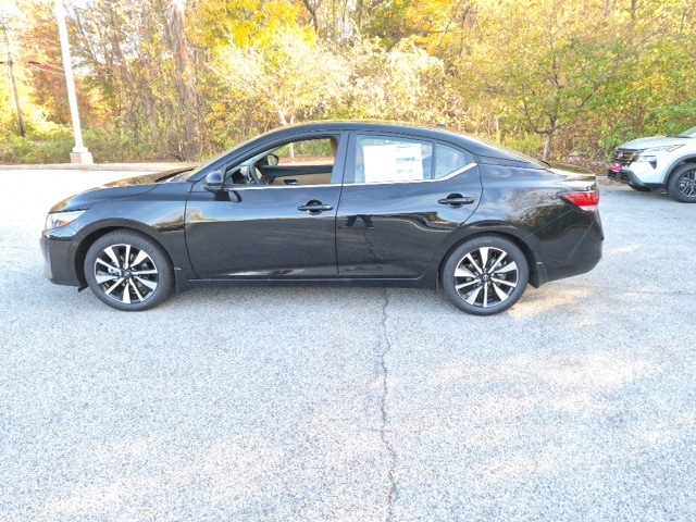 2025 Nissan Sentra SV's photo