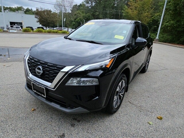 2023 Nissan Rogue SV photo 3