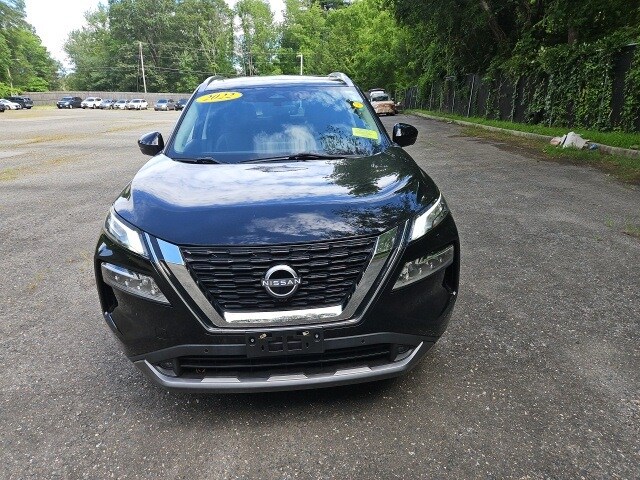 2022 Nissan Rogue SL photo 3