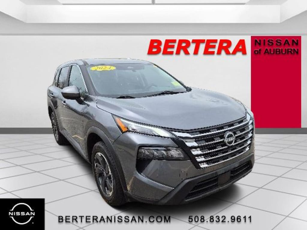 Used 2024 Nissan Rogue SV SUV