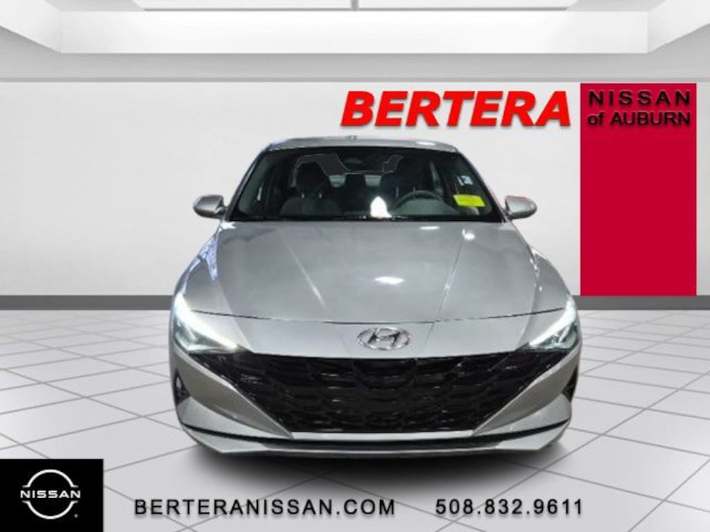 Used 2023 Hyundai Elantra SEL Sedan