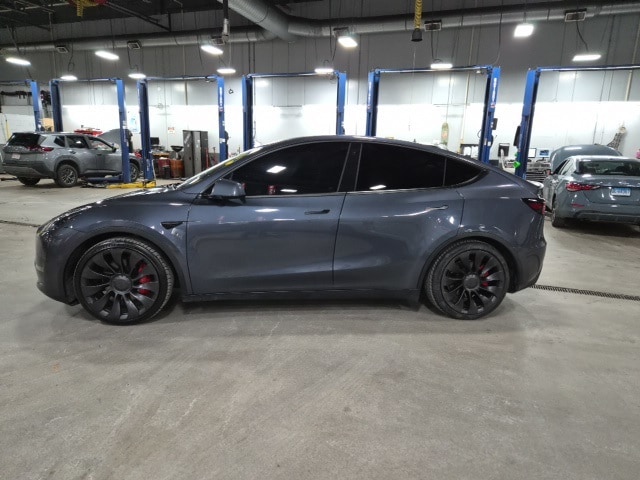 2022 Tesla Model Y Performance's photo