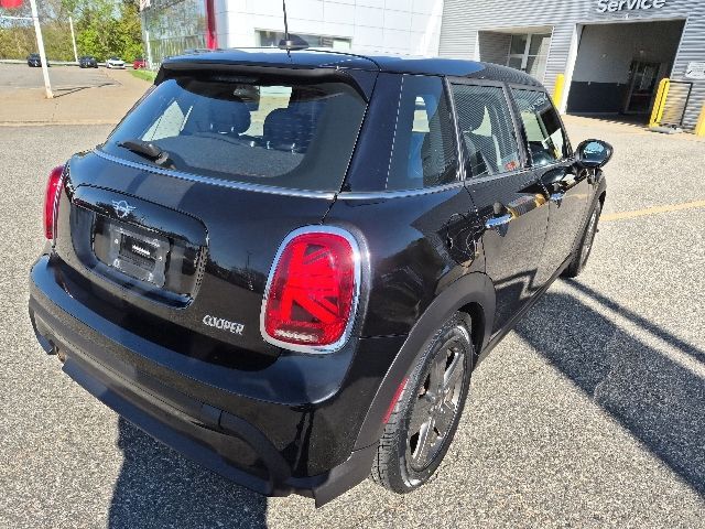 2022 MINI Hardtop 4 Door - Photo 7