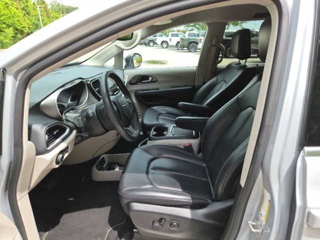 2023 Chrysler Pacifica Touring L - Photo 15