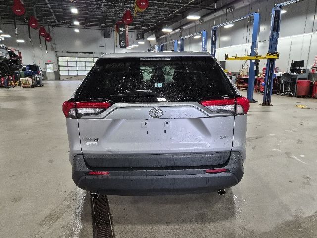 2023 Toyota RAV4 LE - Photo 6