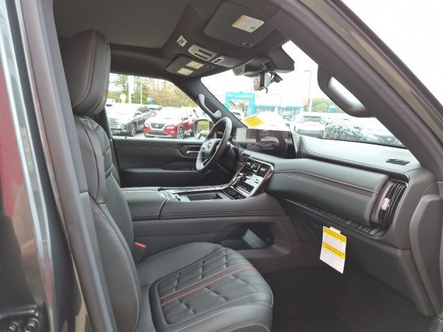 2026 Nissan Armada PRO-4X - Photo 13
