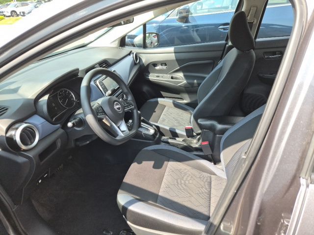 2024 Nissan Versa Sedan SV - Photo 14
