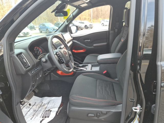2025 Nissan Frontier PRO-4X - Photo 22