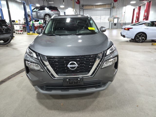 2023 Nissan Rogue SV photo 3