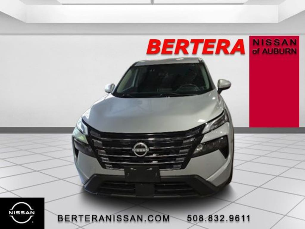 Used 2024 Nissan Rogue SV SUV